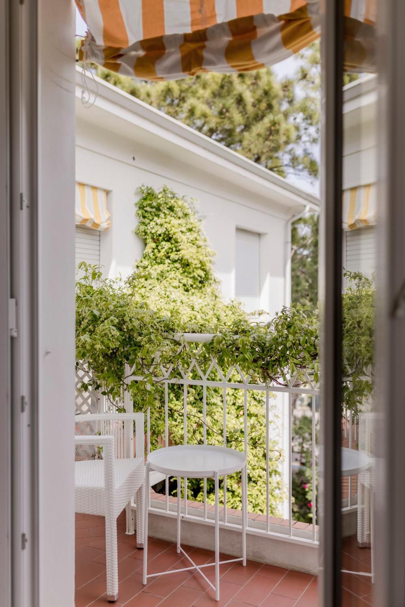 Villa Arizona ミラノ・マリッティマ エクステリア 写真